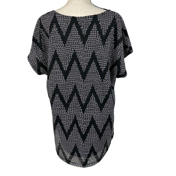 Roz & Ali X-Large Top Geometric Stretch Dolman Sleeves Lined Hi-Low Hem Black - Picture 5 of 10
